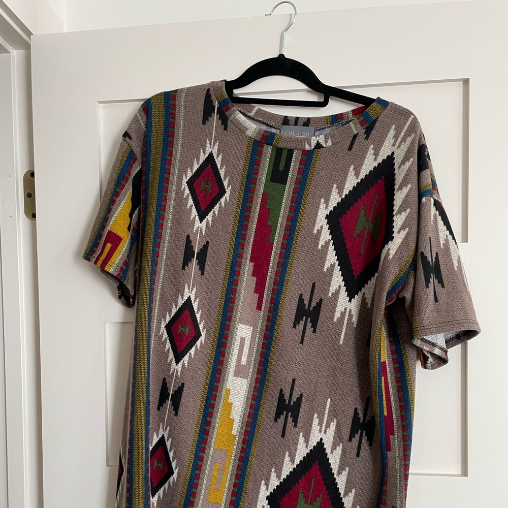 Aztec print T shirt sweater